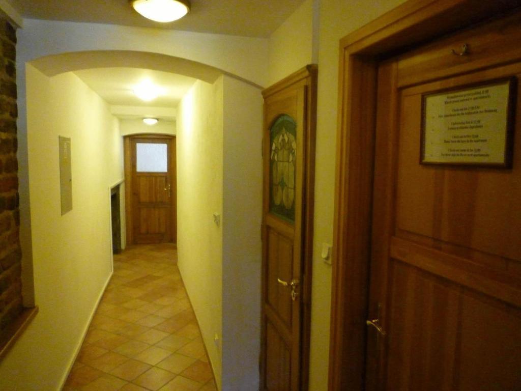 Academus Pub & Guest House Wroclaw Phòng bức ảnh